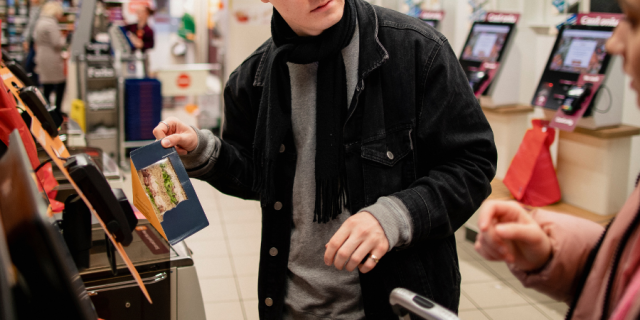 Understanding the Convenience Meal Deal Shopper